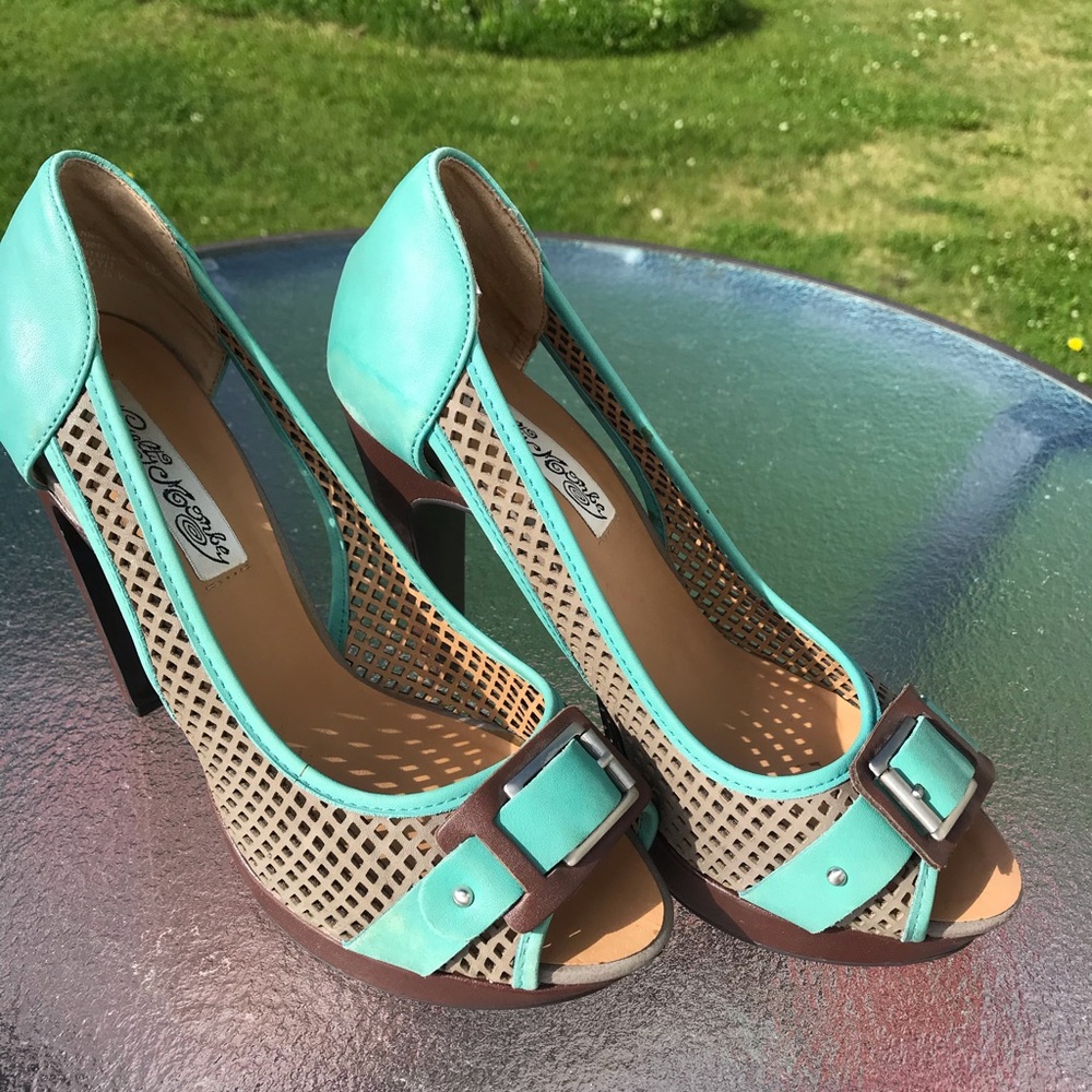 Naughty Monkey Heels Size 9